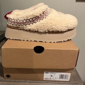 Brand New Ugg Tazz